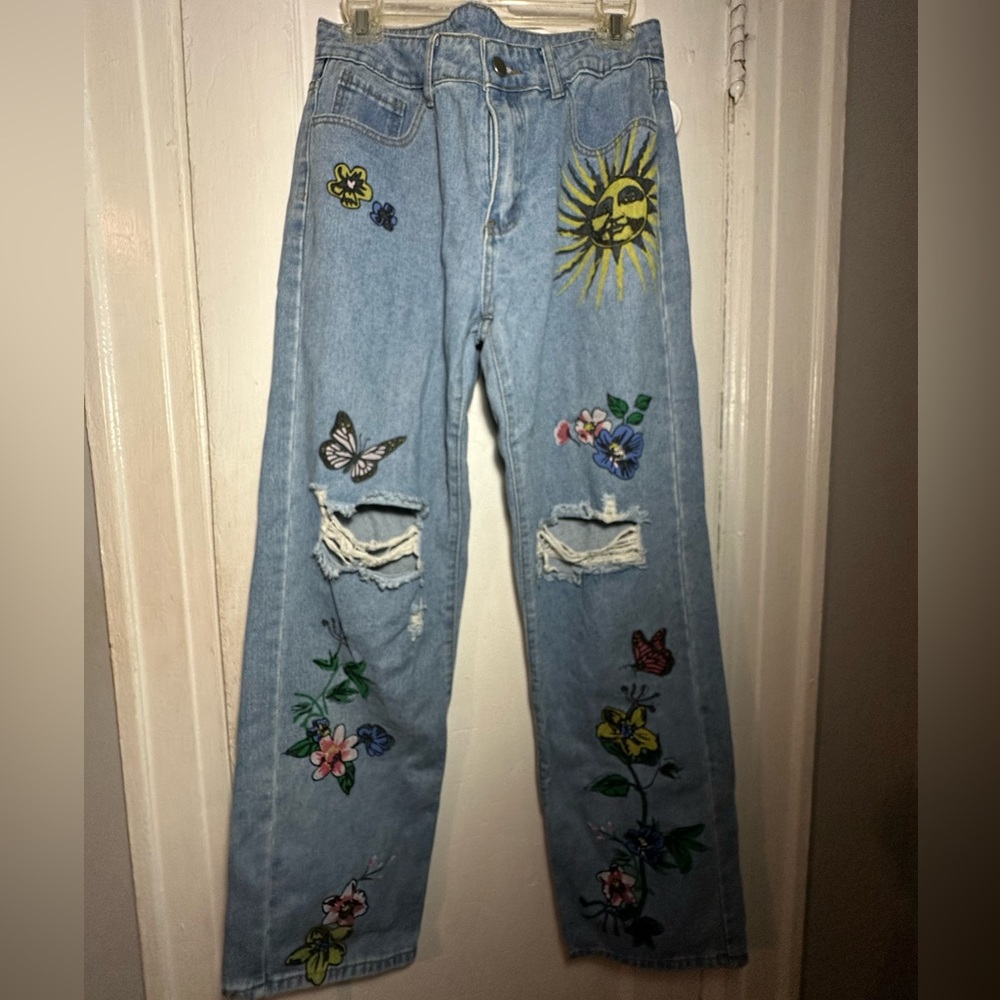 Cute graphic jeans
